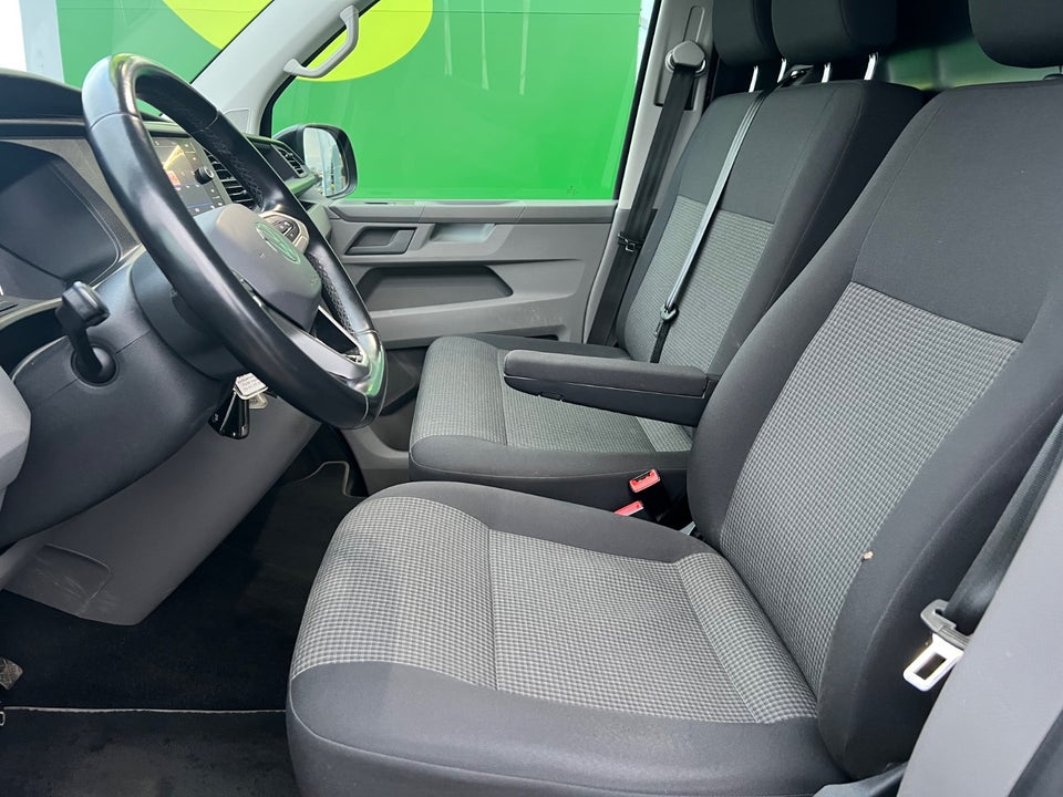 VW Transporter 2,0 TDi 204 Kassevogn DSG lang
