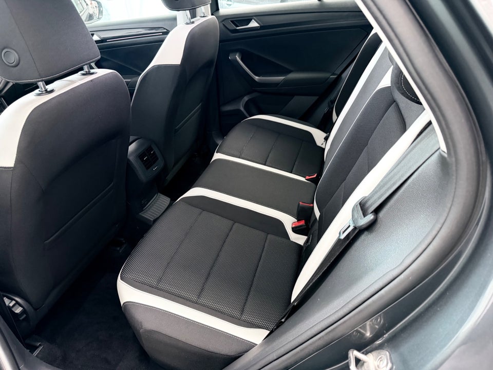 VW T-Roc 1,5 TSi 150 Sport DSG 5d