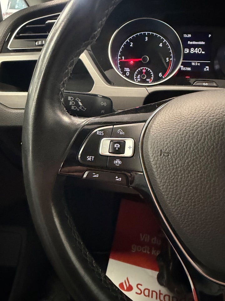 VW Touran 1,6 TDi 115 Comfortline DSG 7prs 5d