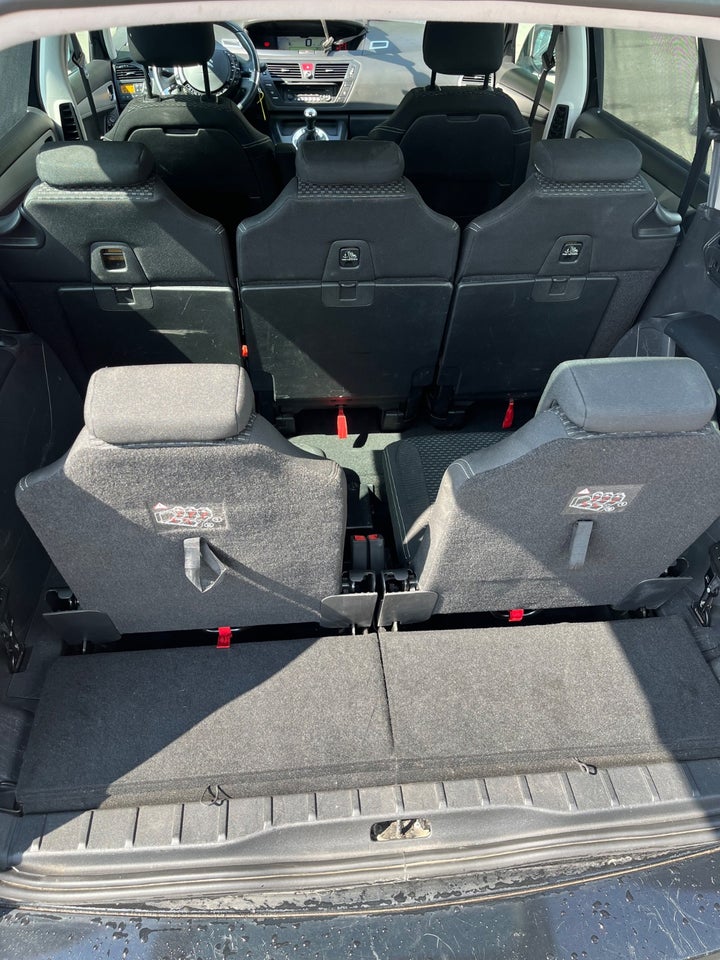 Citroën Grand C4 Picasso 1,8 16V Prestige 7prs 5d