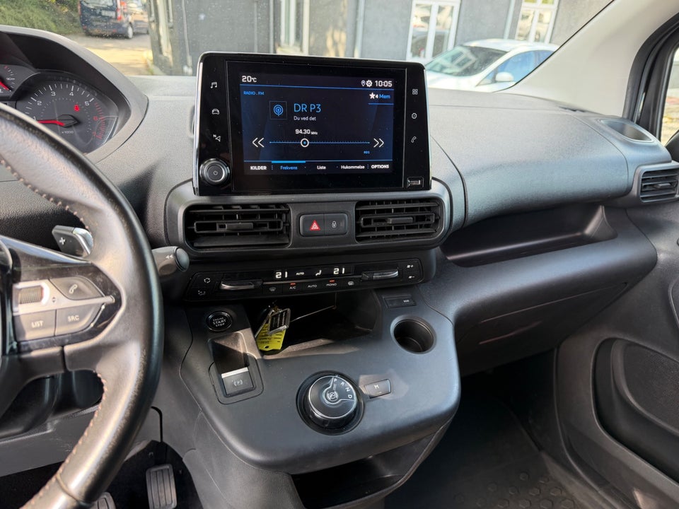 Peugeot Partner 1,5 BlueHDi 130 L2V2 Ultimate EAT8 Van