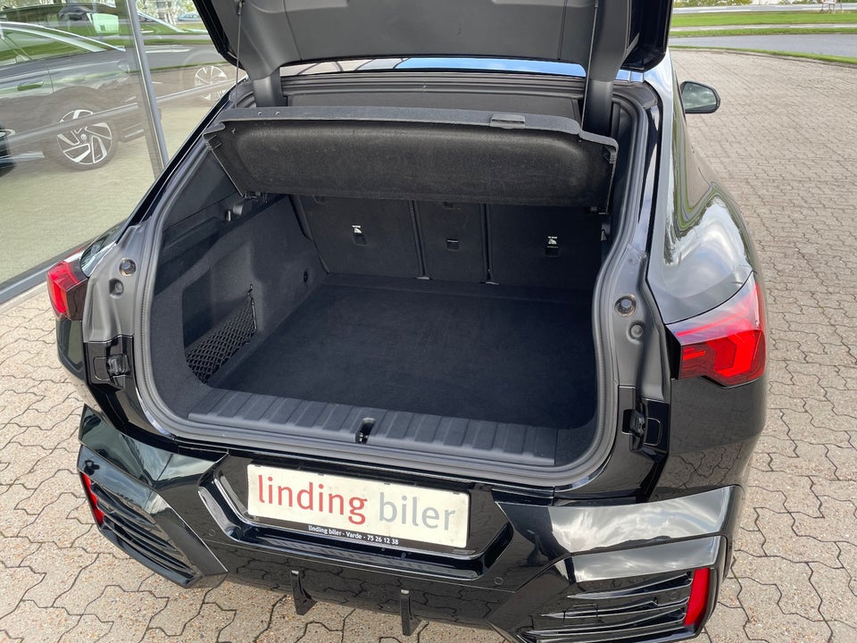 BMW iX2 eDrive20 M-Sport 5d
