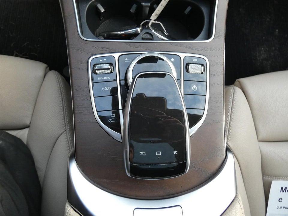 Mercedes C350 e 2,0 Avantgarde stc. aut. Van 5d