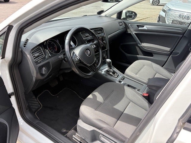 VW Golf VII 2,0 TDi 150 Comfortline Connect Variant DSG 5d