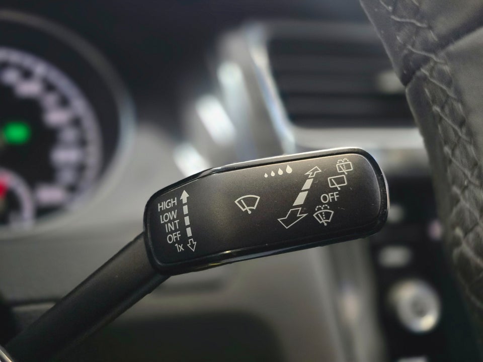 VW Golf VII 1,5 TSi 130 Comfortline DSG 5d