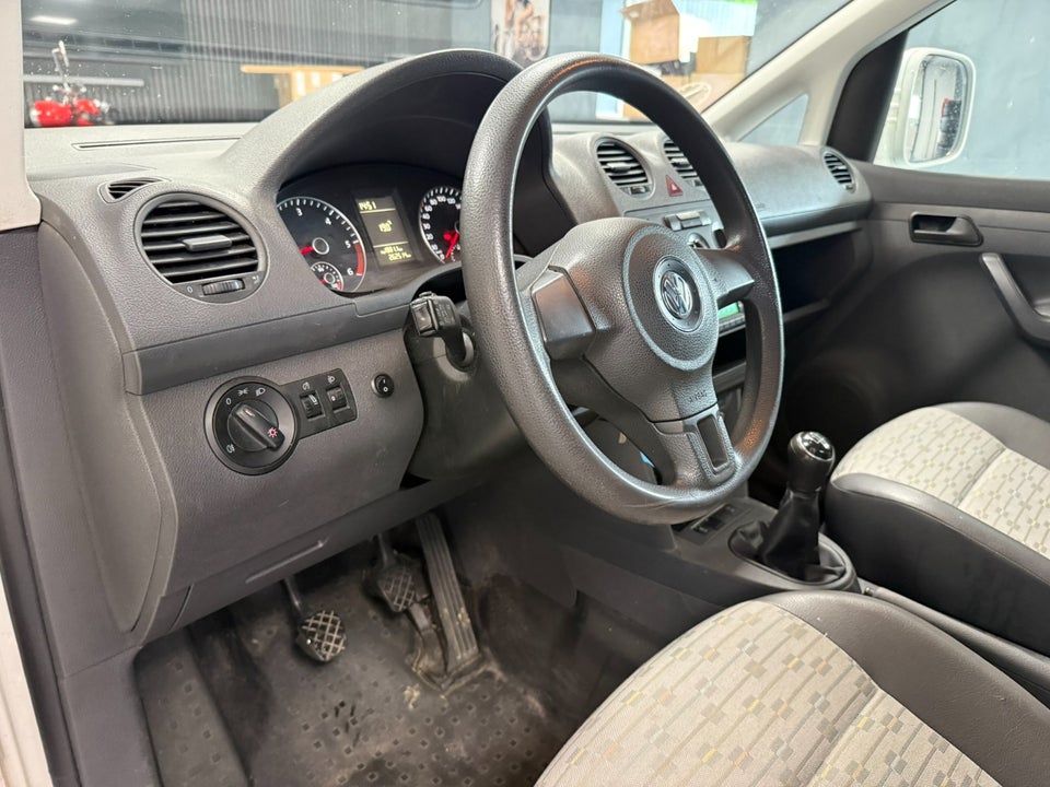 VW Caddy Maxi 1,6 TDi 102 BMT Van 4d