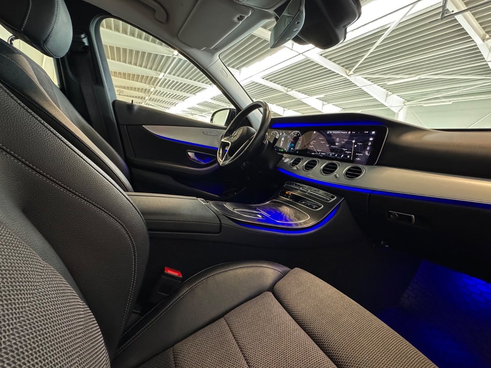 Mercedes E300 de 2,0 stc. aut. 4Matic 5d