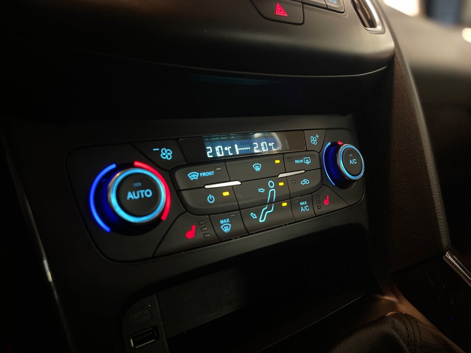 Ford Focus 1,0 SCTi 125 Business stc. 5d