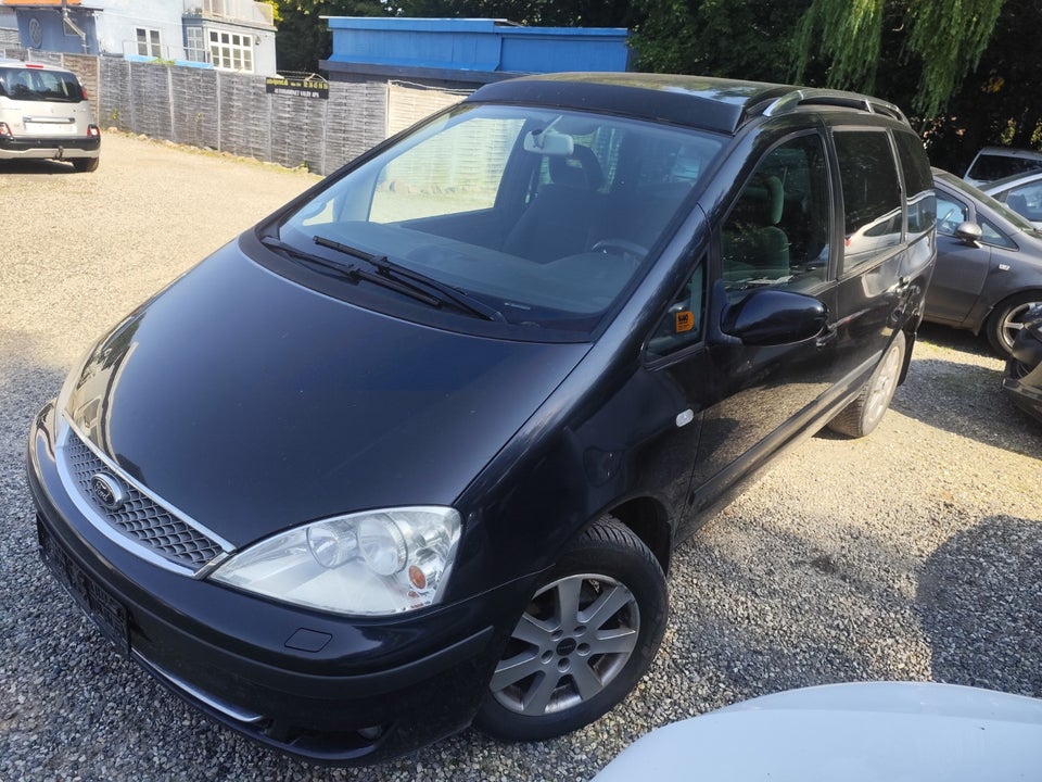 Ford Galaxy 1,9 TD 150 Ghia 5d