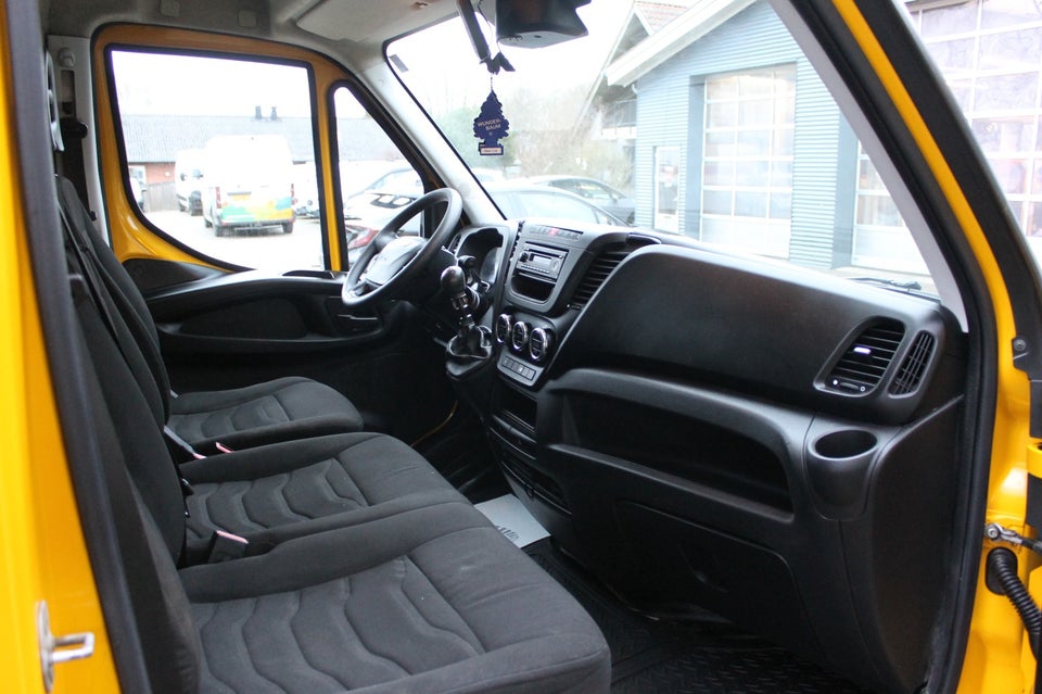 Iveco Daily 2,3 35C13 12m³ Van