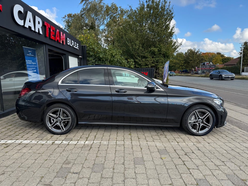 Mercedes C300 de 2,0 AMG Night Edition aut. 4d