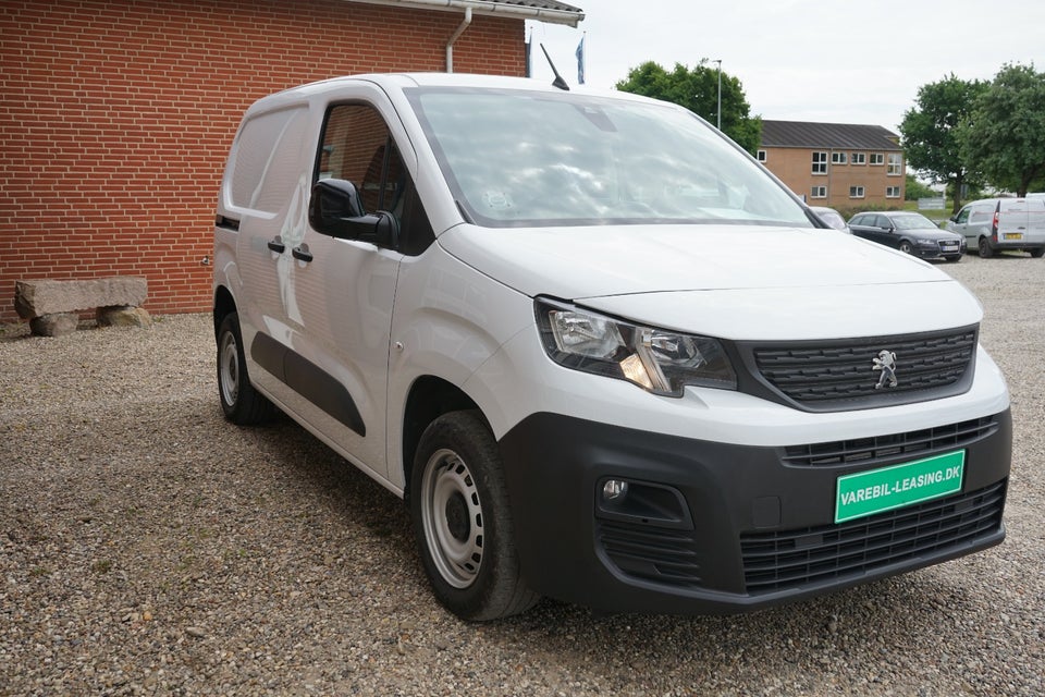 Peugeot Partner 1,5 BlueHDi 100 L1V1 Plus Van