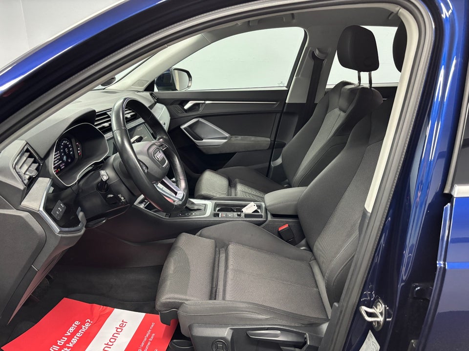 Audi Q3 45 TFSi e Attitude plus S-tr. 5d