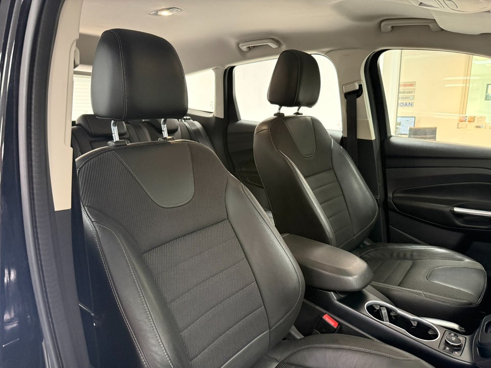 Ford Kuga 2,0 TDCi 163 Titanium aut. AWD 5d