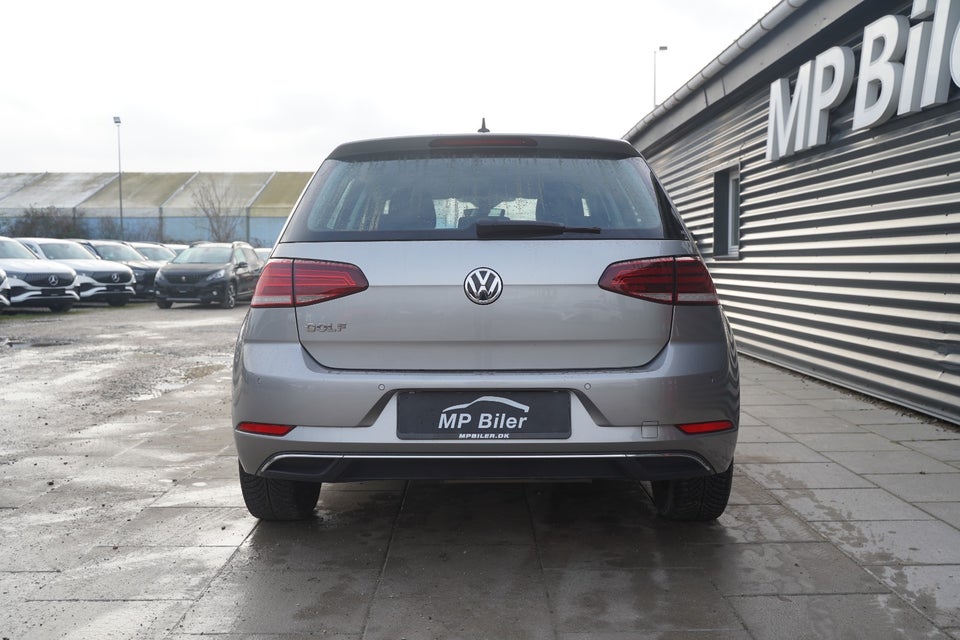VW Golf VII 1,6 TDi 115 IQ.Drive DSG 5d