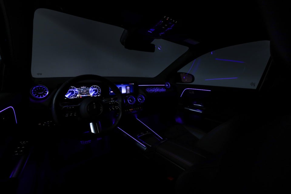 Mercedes EQA350 AMG Advance Plus 4Matic 5d