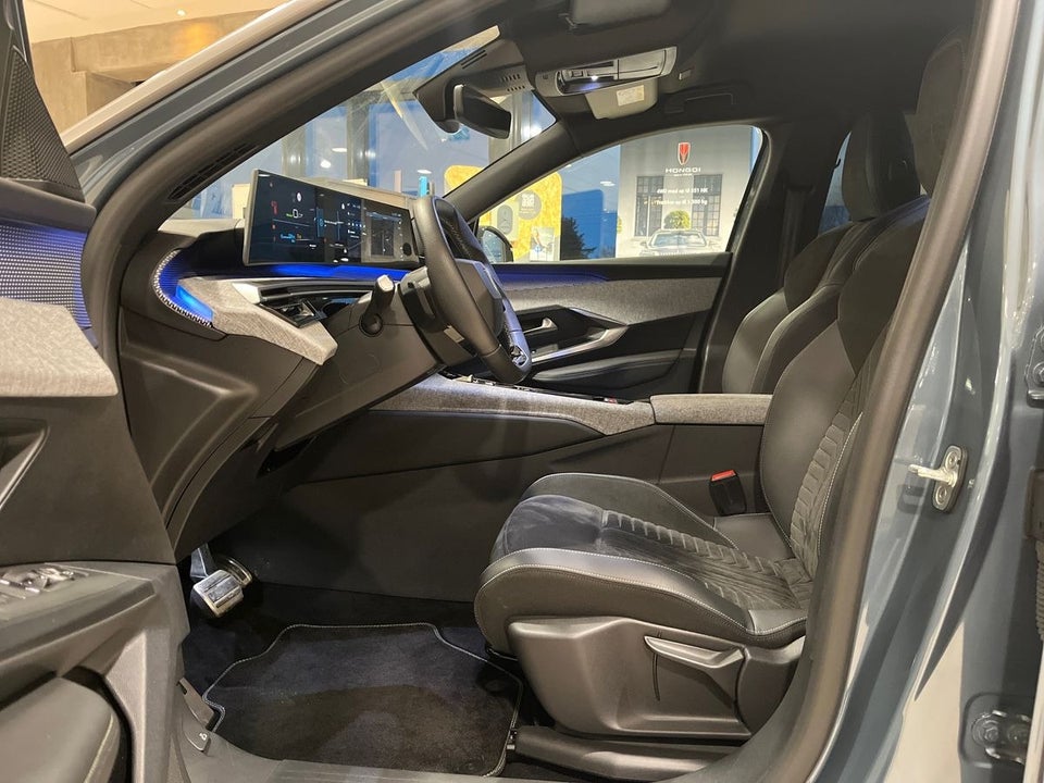 Peugeot e-5008 77 GT Pack 7prs 5d