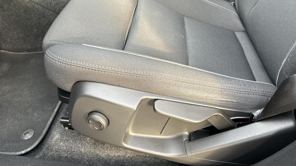 Volvo XC40 P6 ReCharge Plus 5d