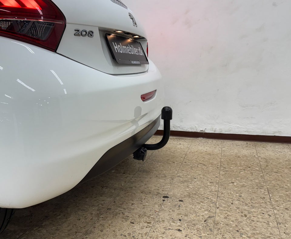 Peugeot 208 1,2 VTi 82 Chili+ 5d