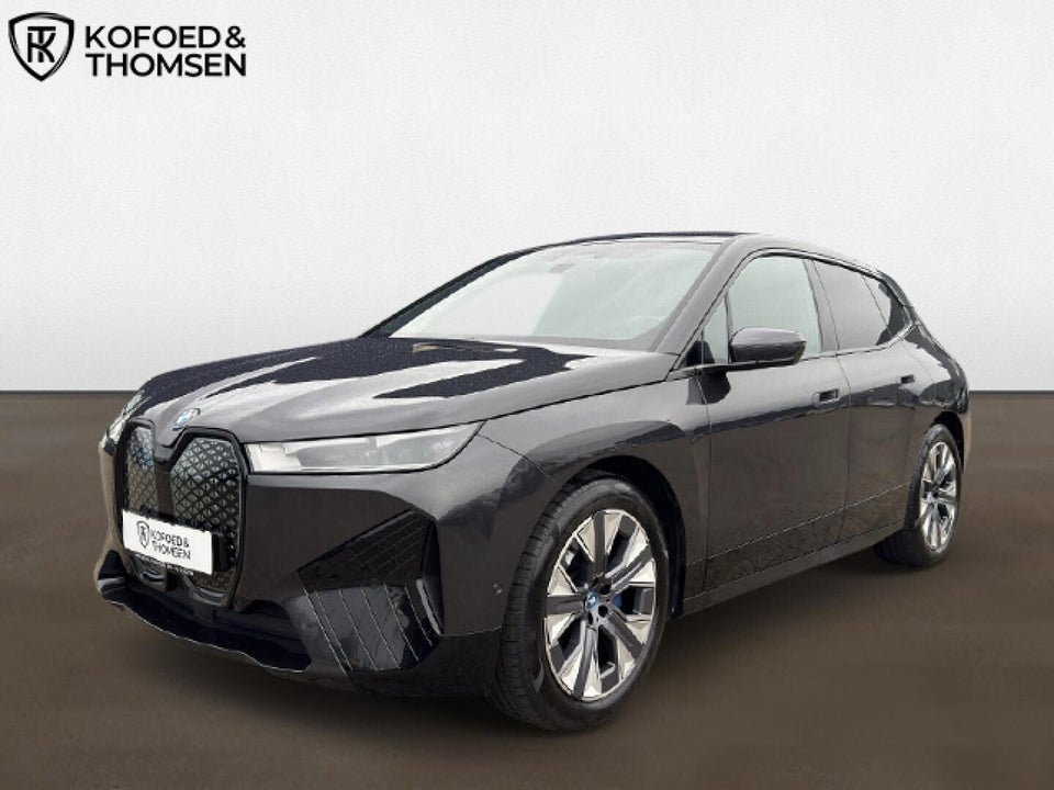 BMW iX xDrive40 5d