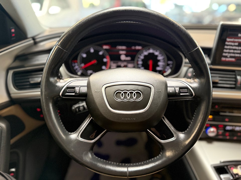 Audi A6 3,0 TDi 218 S-line Avant S-tr. 5d