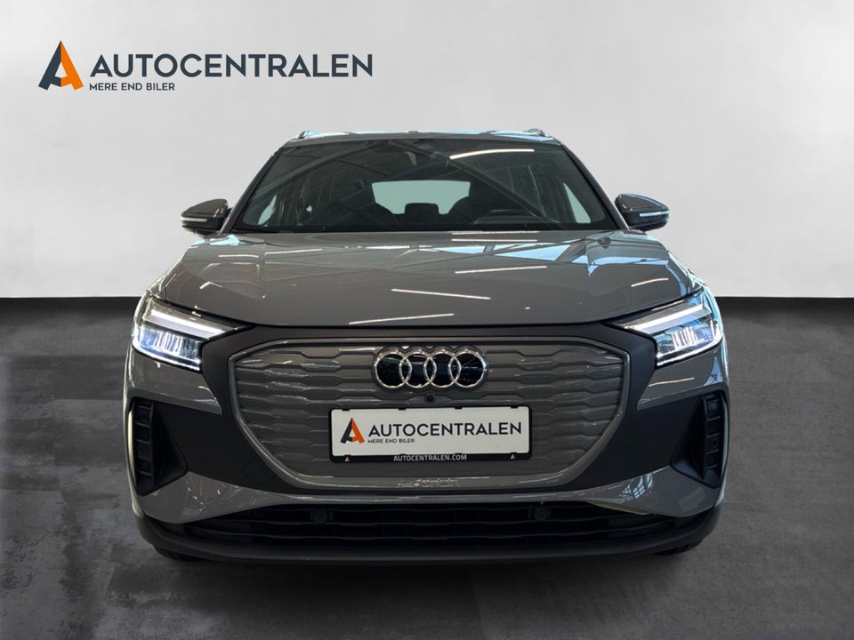 Audi Q4 e-tron 40  5d