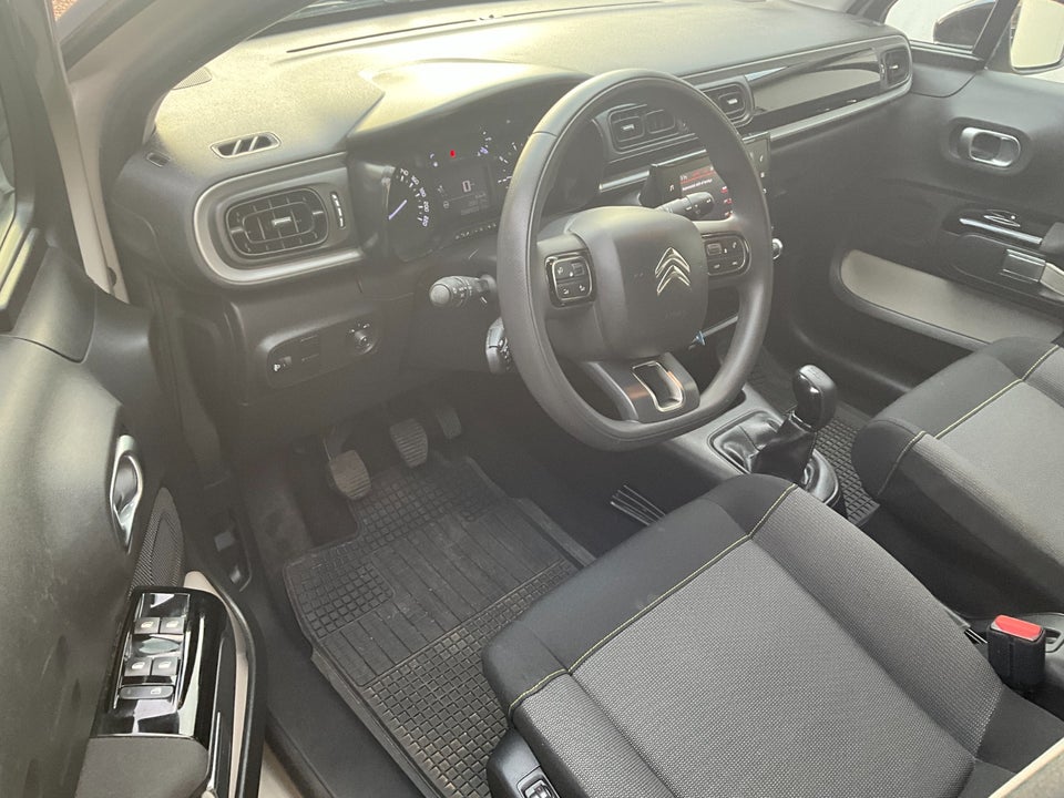 Citroën C3 1,2 PureTech 83 Shine 5d