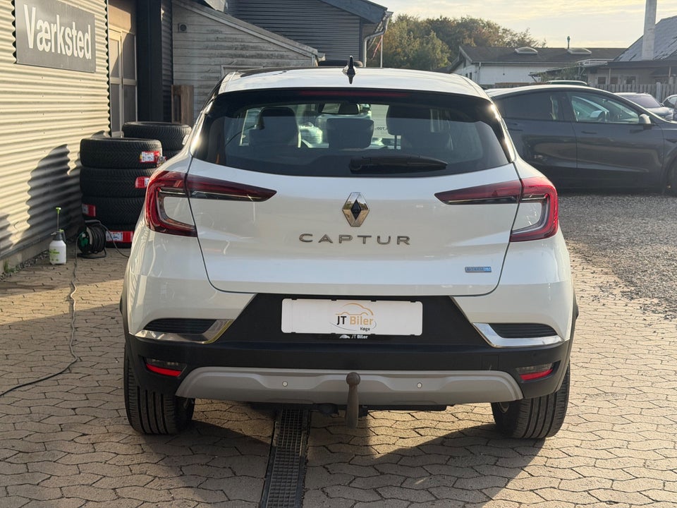 Renault Captur 1,6 E-Tech Intens 5d