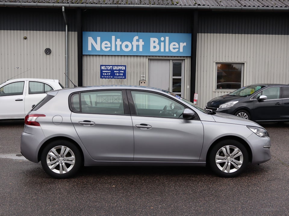 Peugeot 308 1,2 e-THP 110 Active 5d