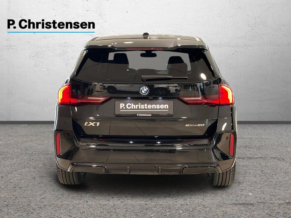 BMW iX1 eDrive20 M-Sport 5d