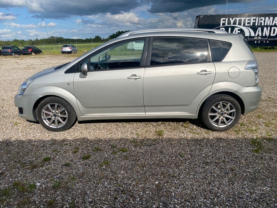 Toyota Corolla Verso 2,2 D-4D 136 Sol 7prs 5d