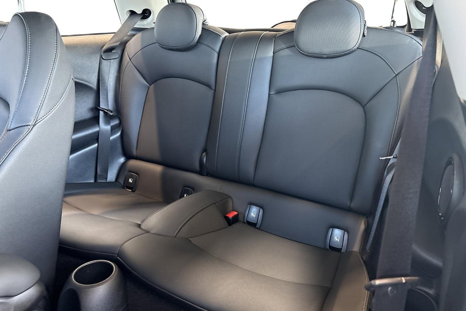 MINI Cooper SE Edition Premium Plus 3d