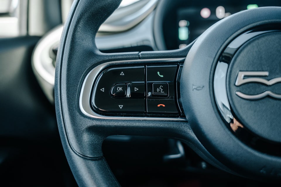 Fiat 500e 24 Action 3d