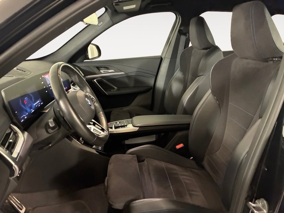 BMW iX1 xDrive30 M-Sport Premium 5d