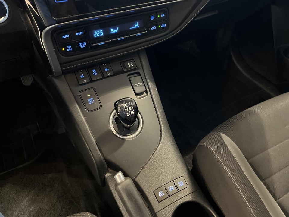 Toyota Auris 1,8 Hybrid H2 Comfort Touring Sports CVT 5d