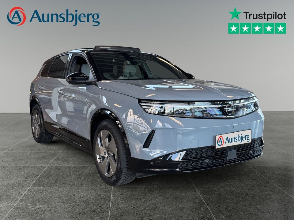 Opel Grandland-e 73 GS Sky 5d