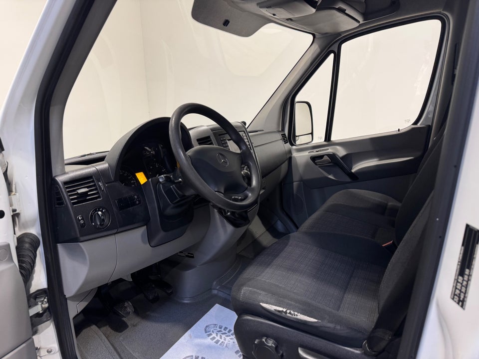 Mercedes Sprinter 316 2,2 CDi R2 Kassevogn 5d