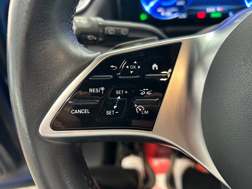 Mercedes EQA250+ Progressive 5d