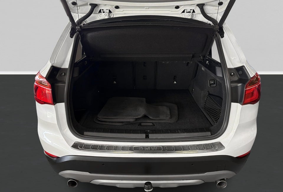 BMW X1 2,0 sDrive20d Advantage 5d