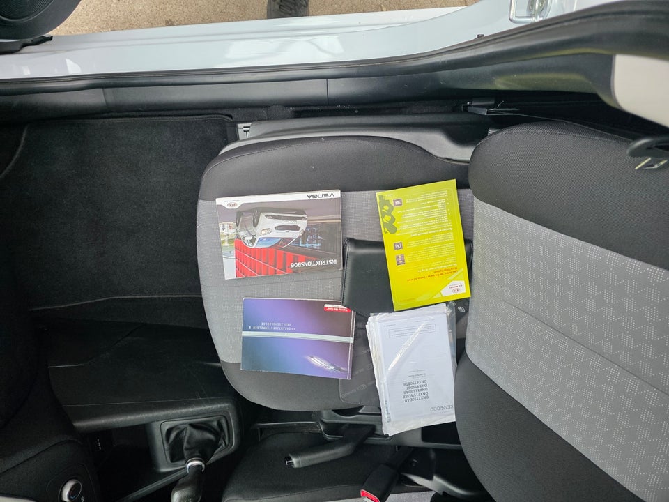 Kia Venga 1,6 CVVT Attraction 5d