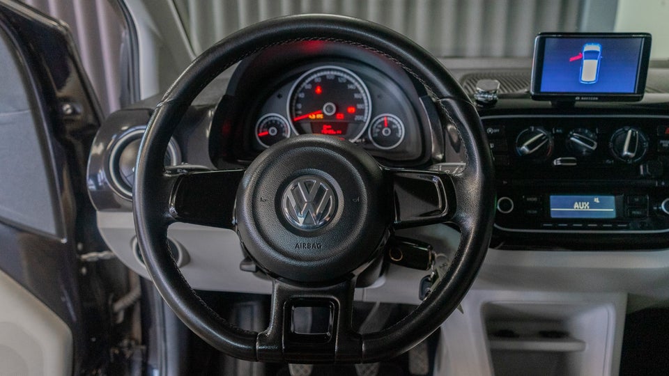 VW Up! 1,0 75 High Up! BMT 5d