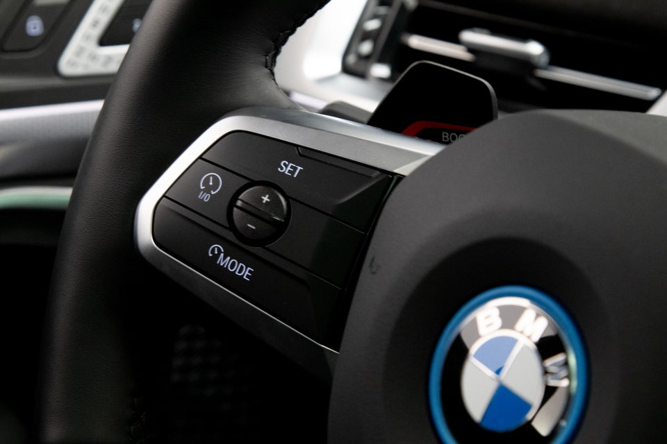 BMW iX2 eDrive20 Fully Charged M-Sport 5d