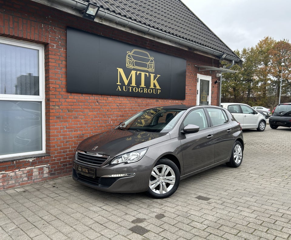 Peugeot 308 1,6 BlueHDi 120 Style 5d