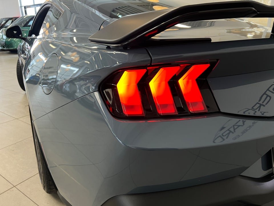 Ford Mustang 5,0 V8 Dark Horse Coupé 2d