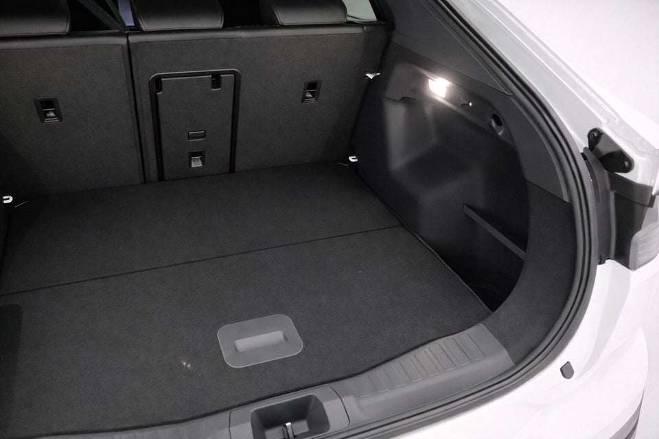 Ford Capri 77 Select Extended Range 5d