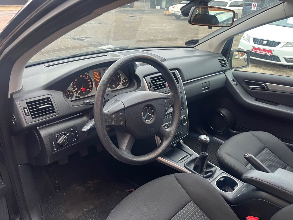 Mercedes B180 2,0 CDi 5d