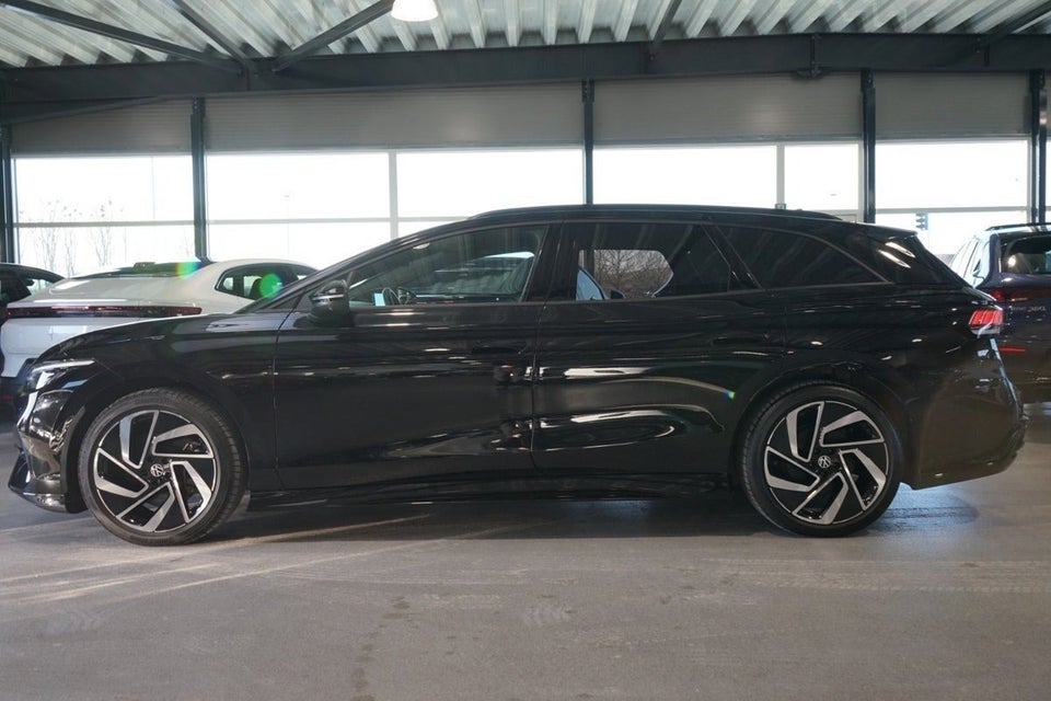 VW ID.7 86 Style S Tourer 5d