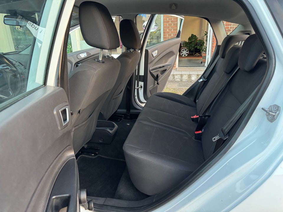 Ford Fiesta 1,0 80 Trend 5d