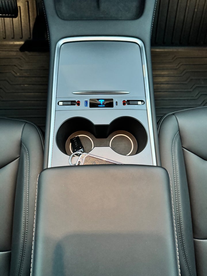 Tesla Model Y RWD 5d