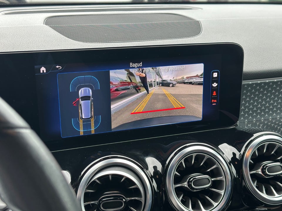 Mercedes EQB250+ Progressive 5d